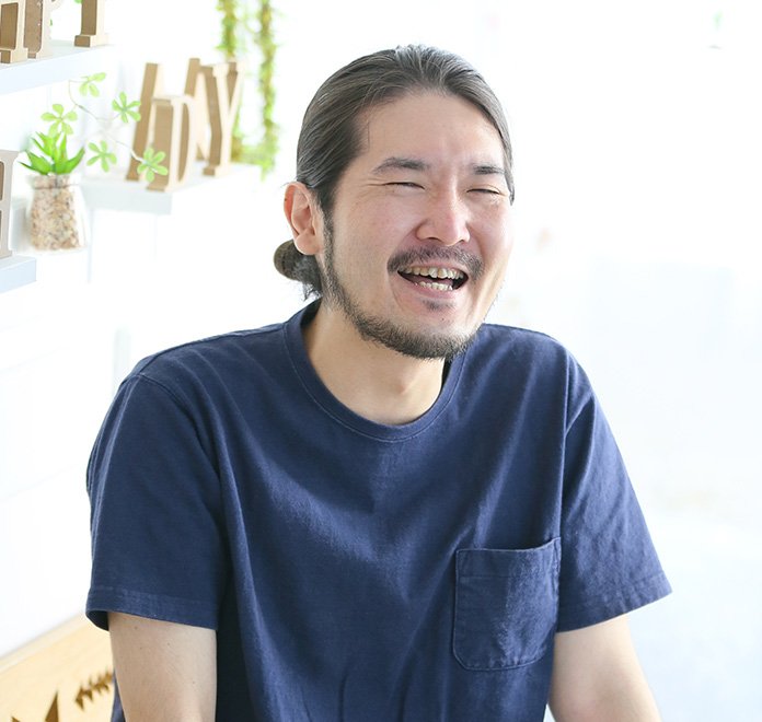 新裕介