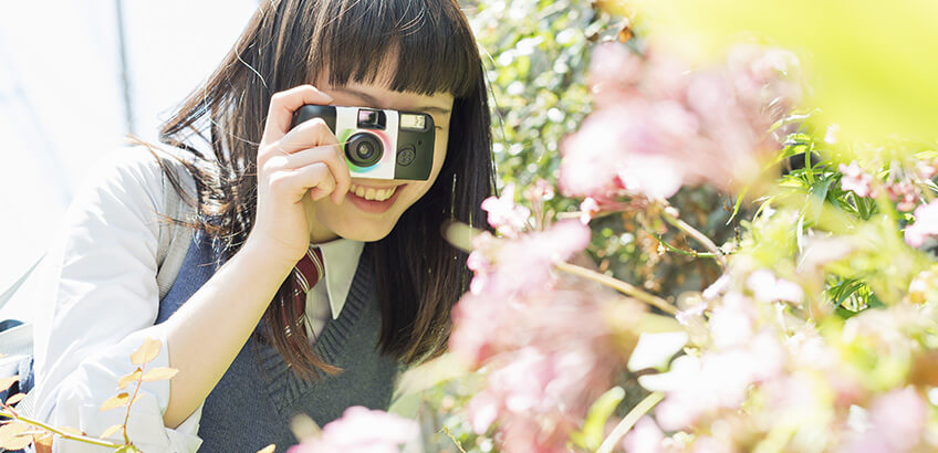 今大人気 レンズ付きフィルム の魅力と上手に撮る方法 Photopedia フォトペディア 運営 スタジオポスト 子供写真館スタジオポスト